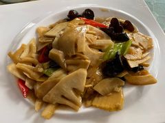 -天天向上素食餐厅(五台山店)