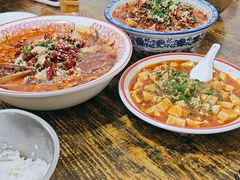-勇猛子川菜馆(新军路店)