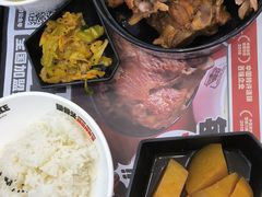 -犟骨头排骨饭•大骨面(弘阳广场店)