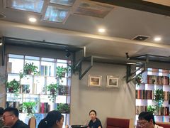 大堂-俏湘厨•地道湘菜(建华南路店)