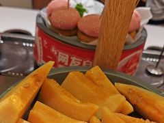 -龍歌自助小火锅(市南金茂湾店)