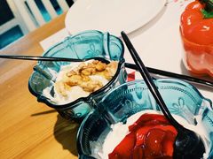 希腊草莓酸奶&希腊核桃蜂蜜酸奶-HELLO MUSAE 拾光缪斯餐厅·纯正希腊风味(苏州中心店)