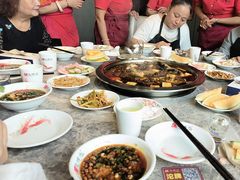 -忘情水鱼头·鲜鱼火锅(滨江中路店)