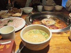 -城墙拐拐火锅(三峡广场黑金冠店)