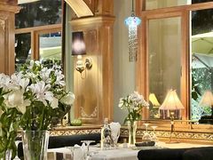 -火车头法国西餐厅