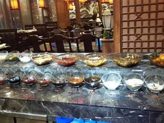 -辣川婆鲜肉自助串串香(三台子店)