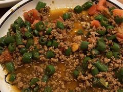 青椒番茄炒渣渣肉-猫爷的腔调·黔小馆(交大医学住宅区店)
