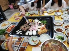 -金顺韩式烤肉·网红烤肉店(广利路店)