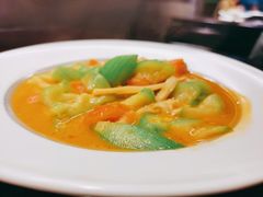 番茄笋干烩丝瓜-上名堂·鱼头好吃(体育场路店)