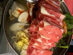 部队锅-MI WU FACTORY米屋美食工厂餐厅(绿地店)