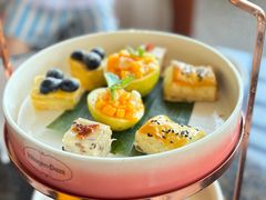 -亚龙湾喜来登·美景台大堂吧