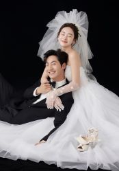 -喜爱高定婚纱摄影