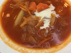 红菜汤-小白桦西餐厅