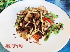 坛子肉手拨笋-干老四雅鱼饭店(滨江西路店)