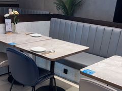 -必胜客(漕宝路店)