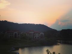 -河源万绿湖美思威尔顿酒店