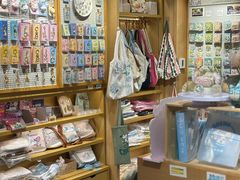 -猫的天空之城概念书店(苏州诚品店)