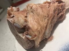-三人行骨头王火锅(长寿店)