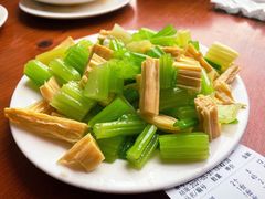 -宝瑞门钉肉饼店