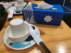 餐具摆设-鱼颜诱纸纸上烤鱼·蛙(龙湖天街店)