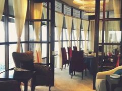 大堂-广州花园酒店-凌璇阁360度高空海鲜自助餐CAROUSEL