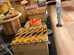 -圣丰索菲特·2 On 988 Café 自助餐厅