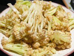 椒盐花菜-三杯赤運·中式小酒馆(所城里店)