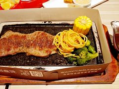 -必胜客(威高广场店)