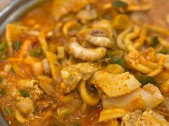五花肉章鱼锅-蚂蚁家辣炒章鱼(海云台店)