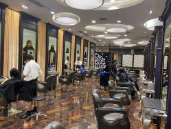 -八佰伴8008星级形象店