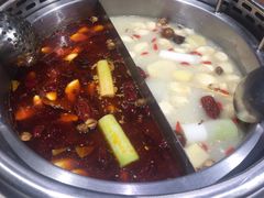 成双锅-快乐小羊·内蒙牛羊肉火锅(流花中心店)