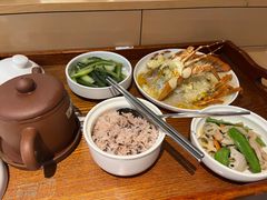 -雪梅月子中心(华侨城店)