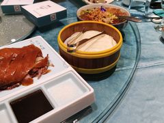 -海派美食·家宴海鲜青岛菜·石锅鲽鱼头(东方城店)