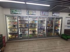 -全家便利店(莲花池东路店)