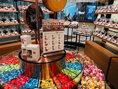 -Laderach 莱德拉(上海环贸iapm店)