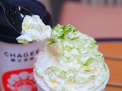 恋恋山茶-霸王茶姬(大学城熙街店)