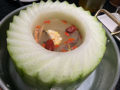 -得意咚瓜·顺德鱼生·冬瓜火锅(深圳首店)