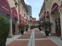 -佛罗伦萨小镇广佛名品奥特莱斯(疏港路店)