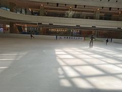 -陈露国际冰上中心(天津嘉里汇店)