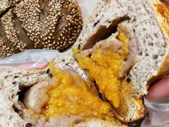 咸蛋黄芋泥包-喜茶(广州北京路惠福东店)