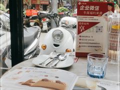 -必胜客(WOW梧州旺城店)