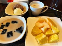 -三亚湾海居雅高铂尔曼度假酒店