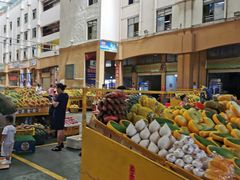 -三亚新鸿港水果一级批发市场