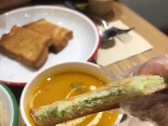 -HELLO 27 意面·沙拉·帕尼尼