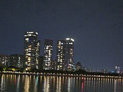 -琶醍壹号•音乐江景餐吧