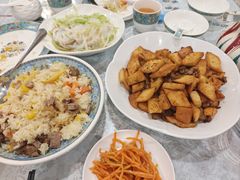 -汗腾格里·风味餐厅(新疆驻京办店)