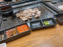 自助取餐区-韩阳王石板烤肉