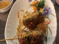 -Mrs Pho Bussorah Street(former Beach Road)