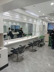 -镁连社·美联社