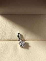 -威德钻石-克拉钻大本营(南京东路店)